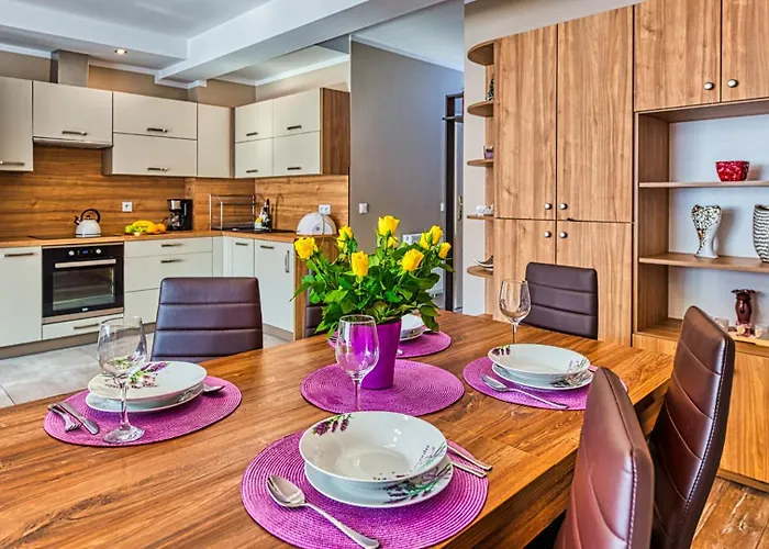 Apartamenty 11-Go 26 I 22 Listopada By Royal Aparts