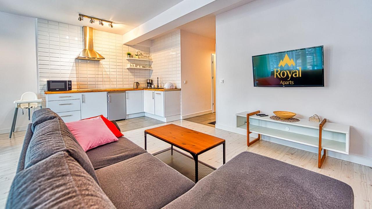 Apartment 11-go 26 I 22 Listopada By Royal Aparts