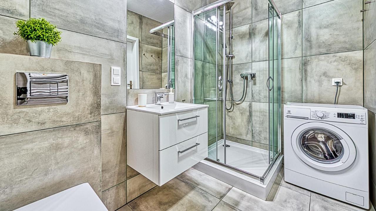 11-go 26 I 22 Listopada By Royal Aparts Apartment