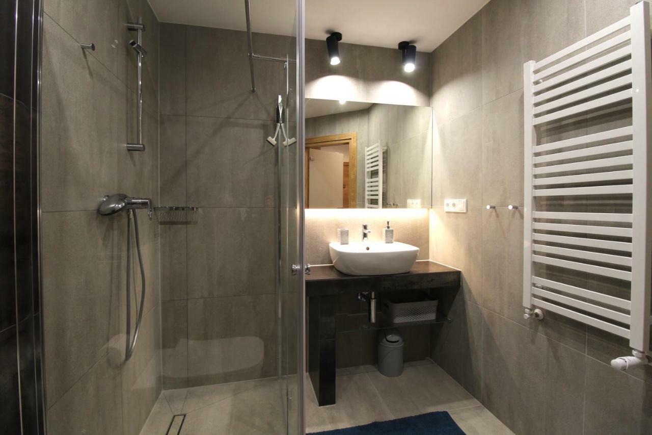 Apartment 11-go 26 I 22 Listopada By Royal Aparts